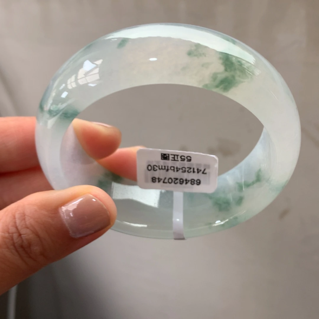 翡翠未镶嵌手镯冰胶飘花轮胎推荐