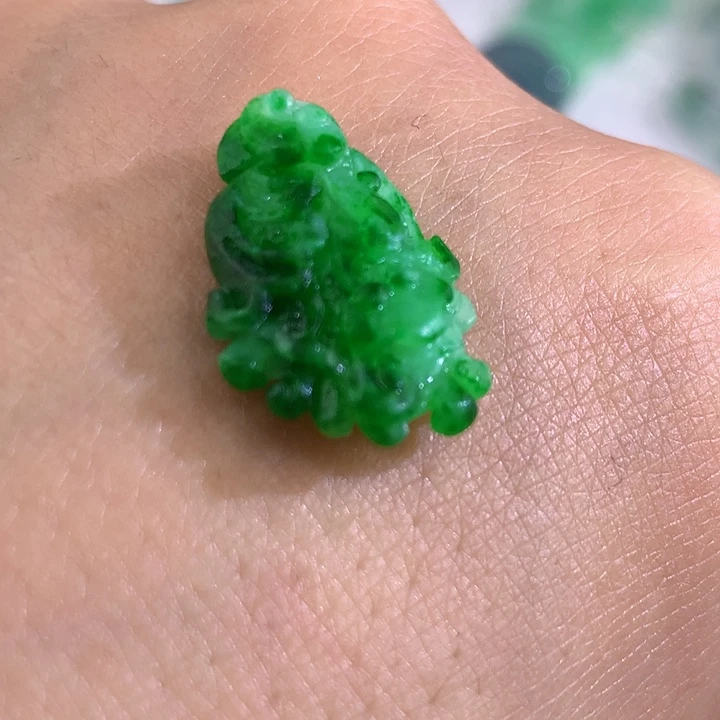 定制翡翠未镶嵌翡翠