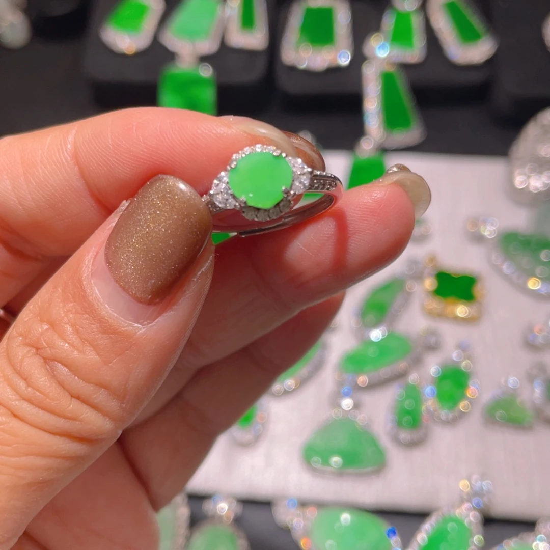 翡翠戒指银S925镶嵌精品