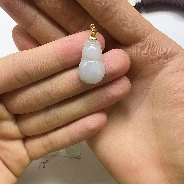 翡翠未镶嵌颈饰天然缅甸a货翡翠