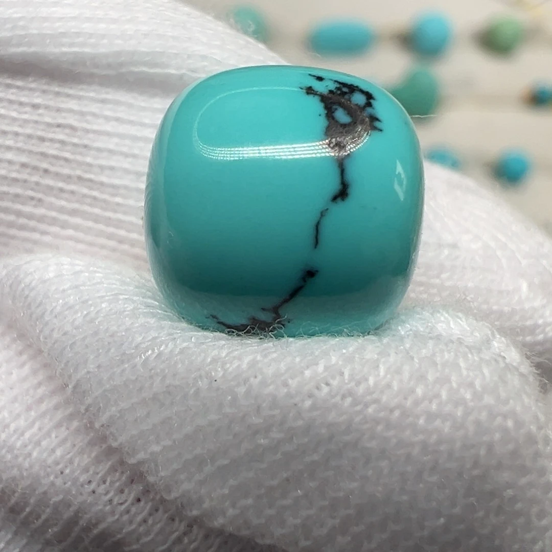 绿松石配饰未镶嵌