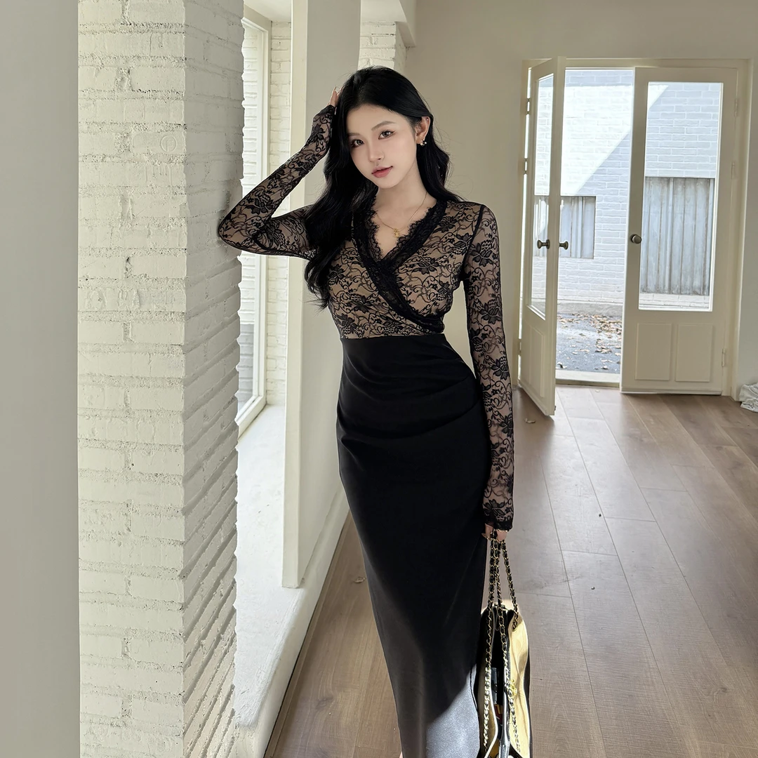 运补6-8r 熟风V领蕾丝性感连衣裙女秋季流行风格收腰包臀长裙
