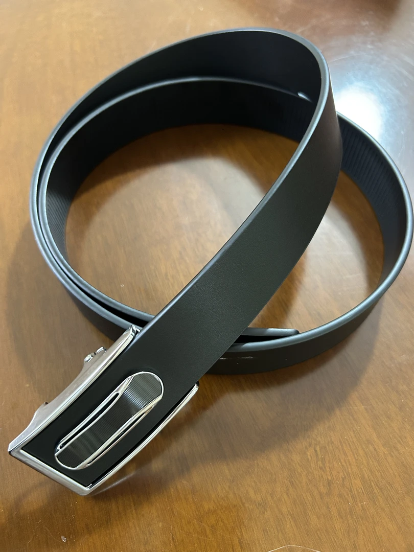 头层牛皮火爆全网的黑色时尚手工皮带腰带皮带扣真皮无牙自动扣