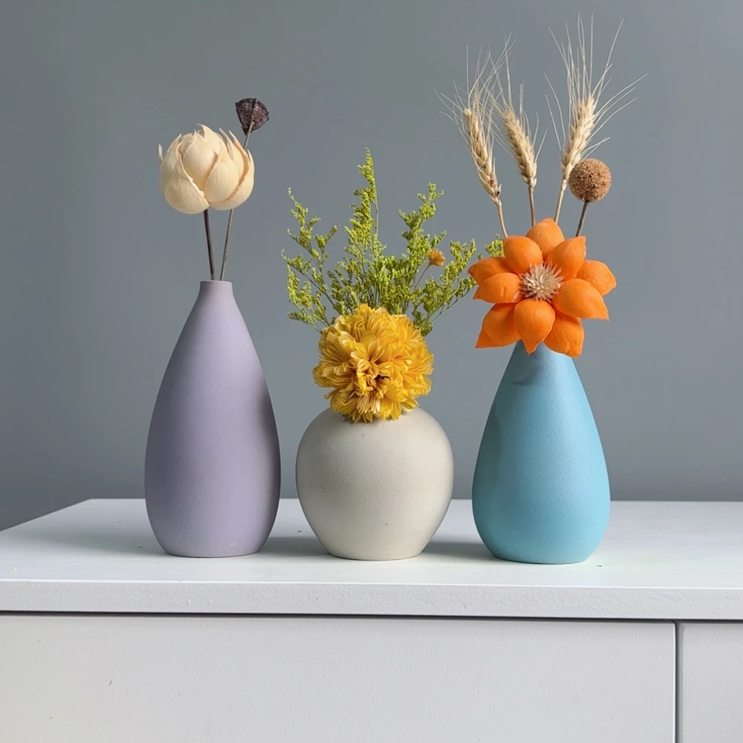 摆件陶瓷小花瓶摆件含花总高约20-30cm