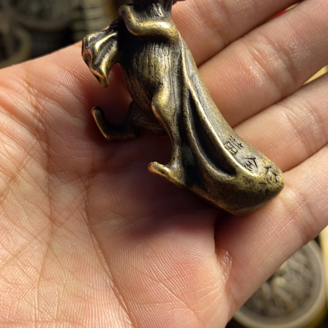 精美铜器做工精良