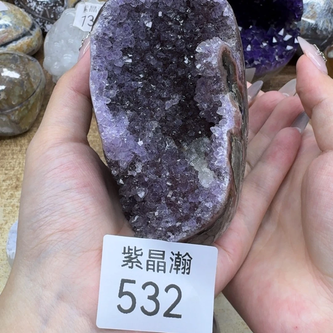 玛瑙/玉髓未镶嵌珠宝奇石