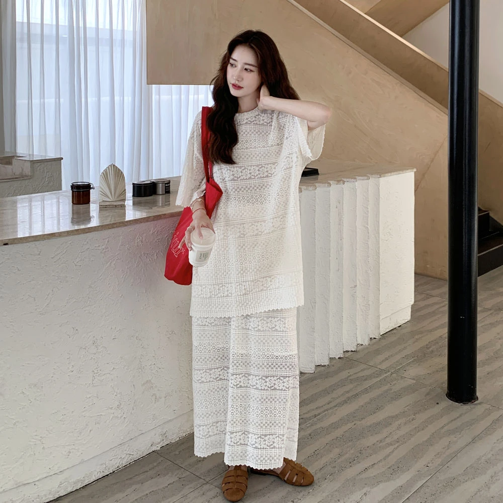 【店铺热销】米白色蕾丝短袖上衣半身裙两件套女夏茶里茶气清冷松弛