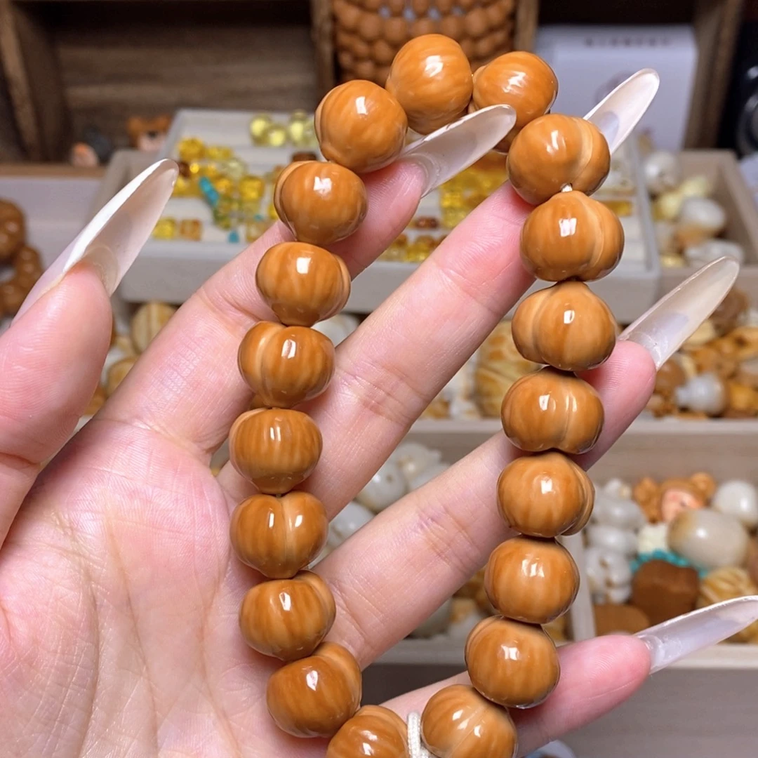 吊坠猴头核桃蜜桃臀手持