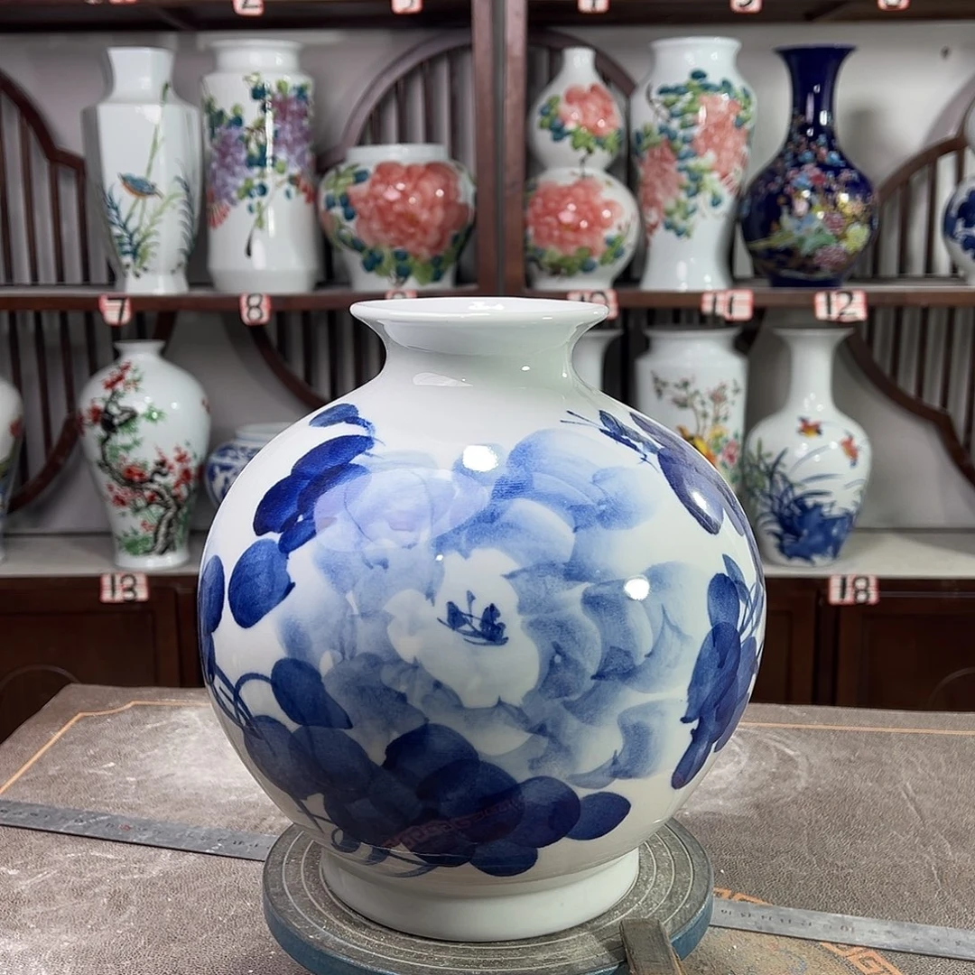 陶摆件景德镇陶瓷石青牡