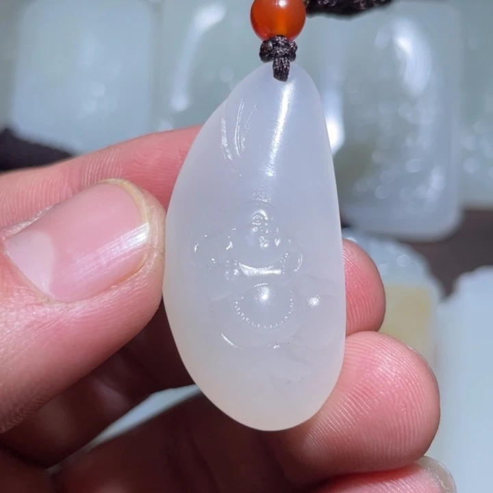 和田玉颈饰未镶嵌