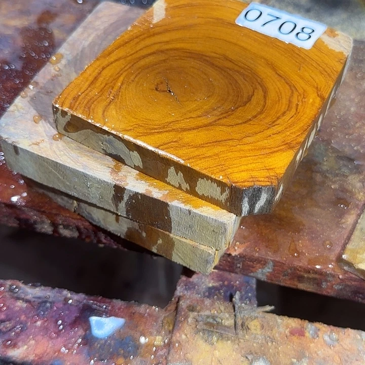 核桃木/黑胡桃（胡桃木）奶香708