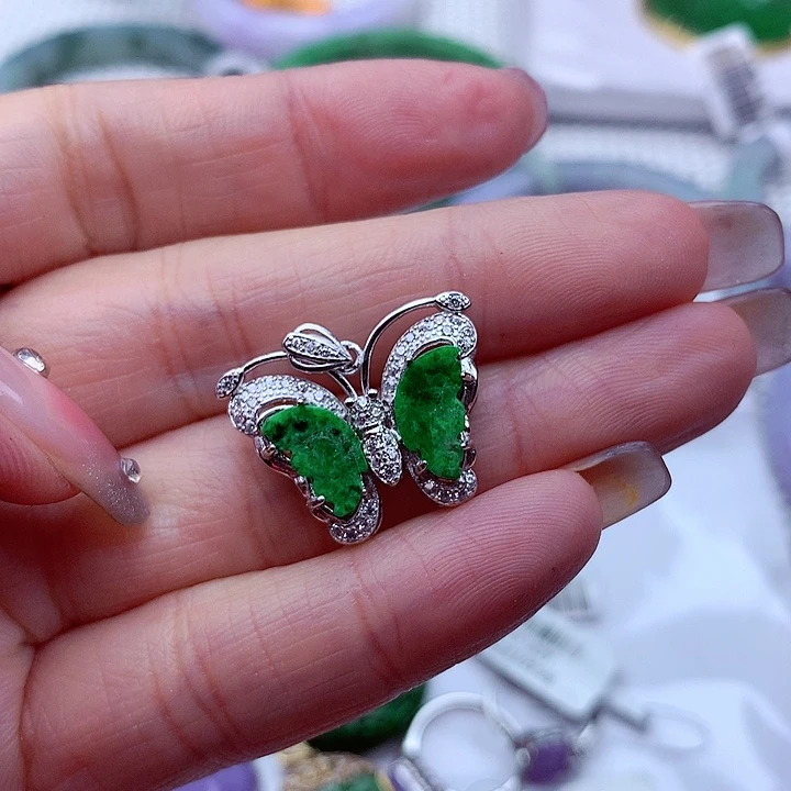 翡翠颈饰银S925镶嵌翡翠