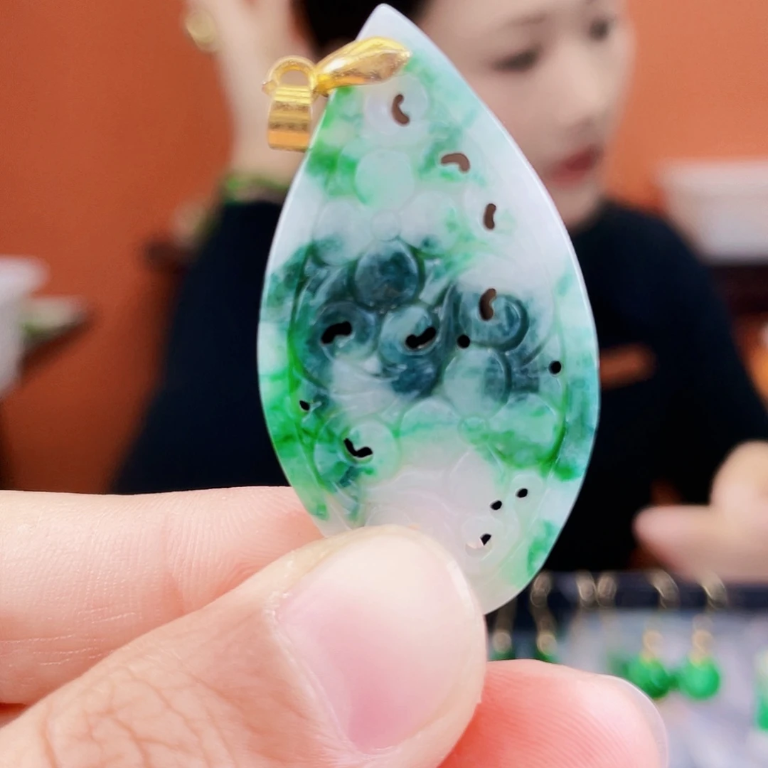 翡翠未镶嵌耳饰饰品