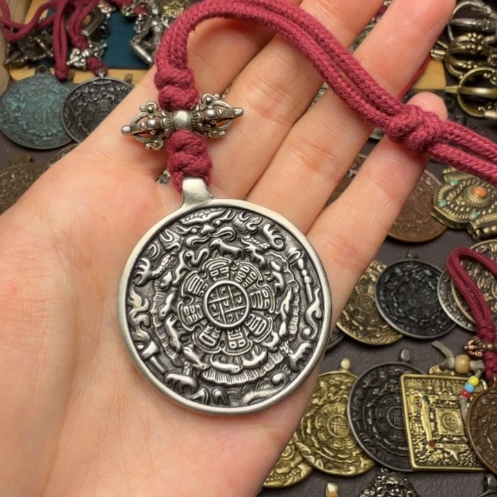 藏传文玩九宫如图