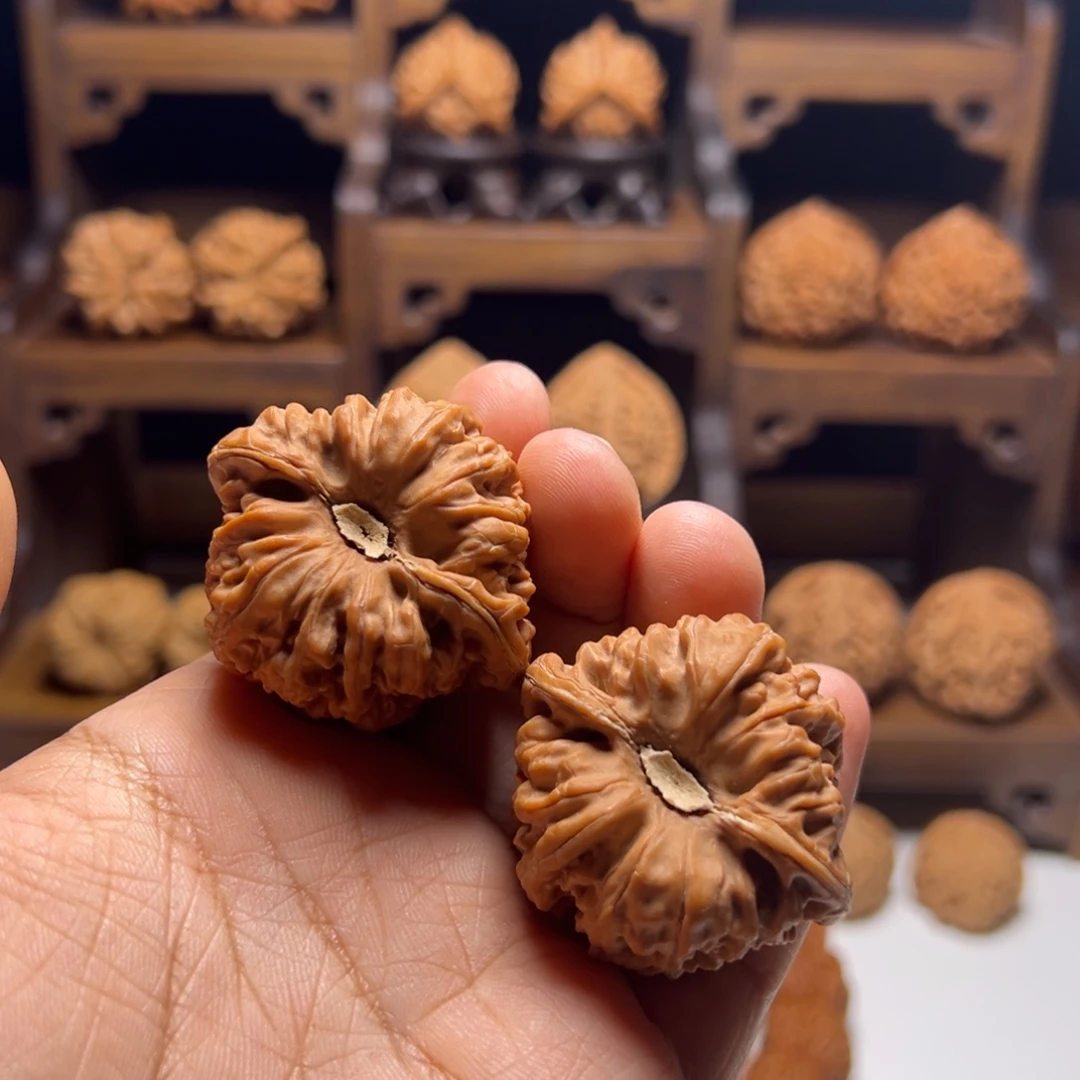 文玩核桃把件43平谷凹底