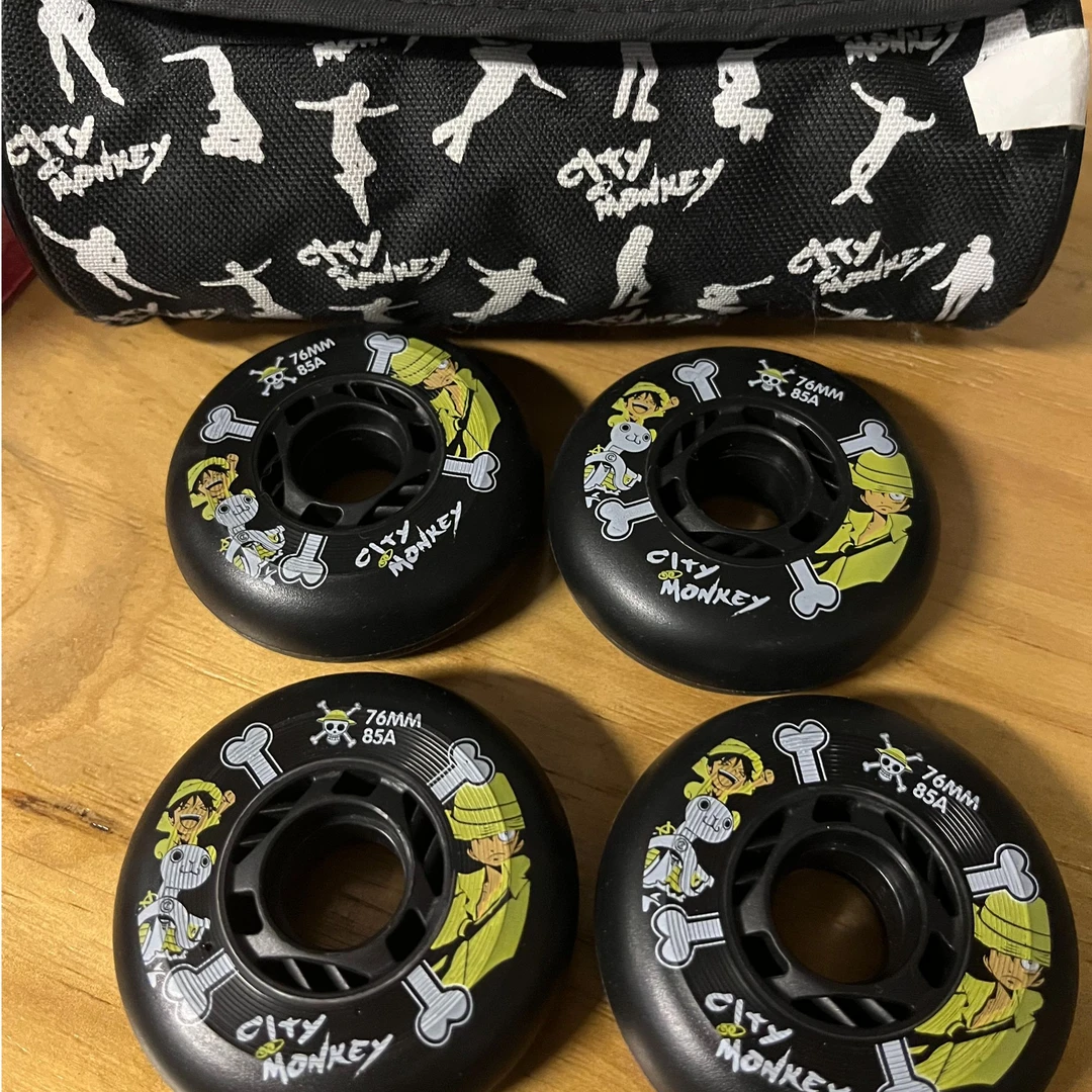 全新 综合街区轮76MM八个85A硬度