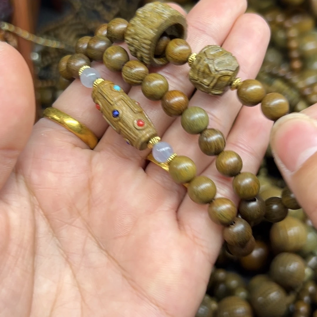 维腊木（绿檀）无事牌