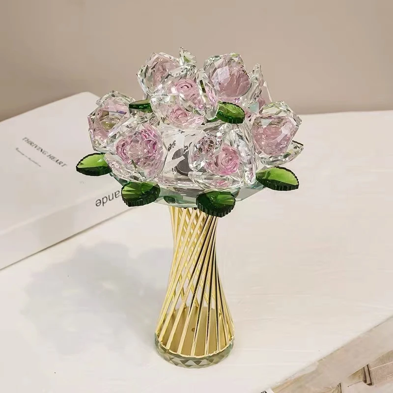 现代轻奢水晶玻璃旋转手捧玫瑰花装饰摆件客厅玄关装饰品