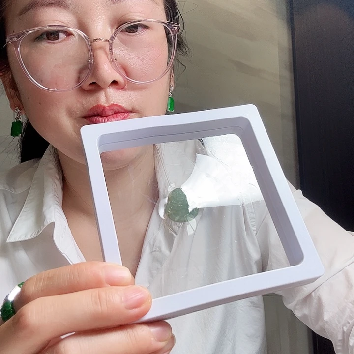 翡翠颈饰未镶嵌晶*夭然缅甸翡翠吊坠