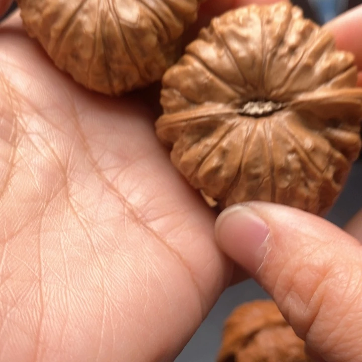 宇***，把件文玩核桃南瓜45尺