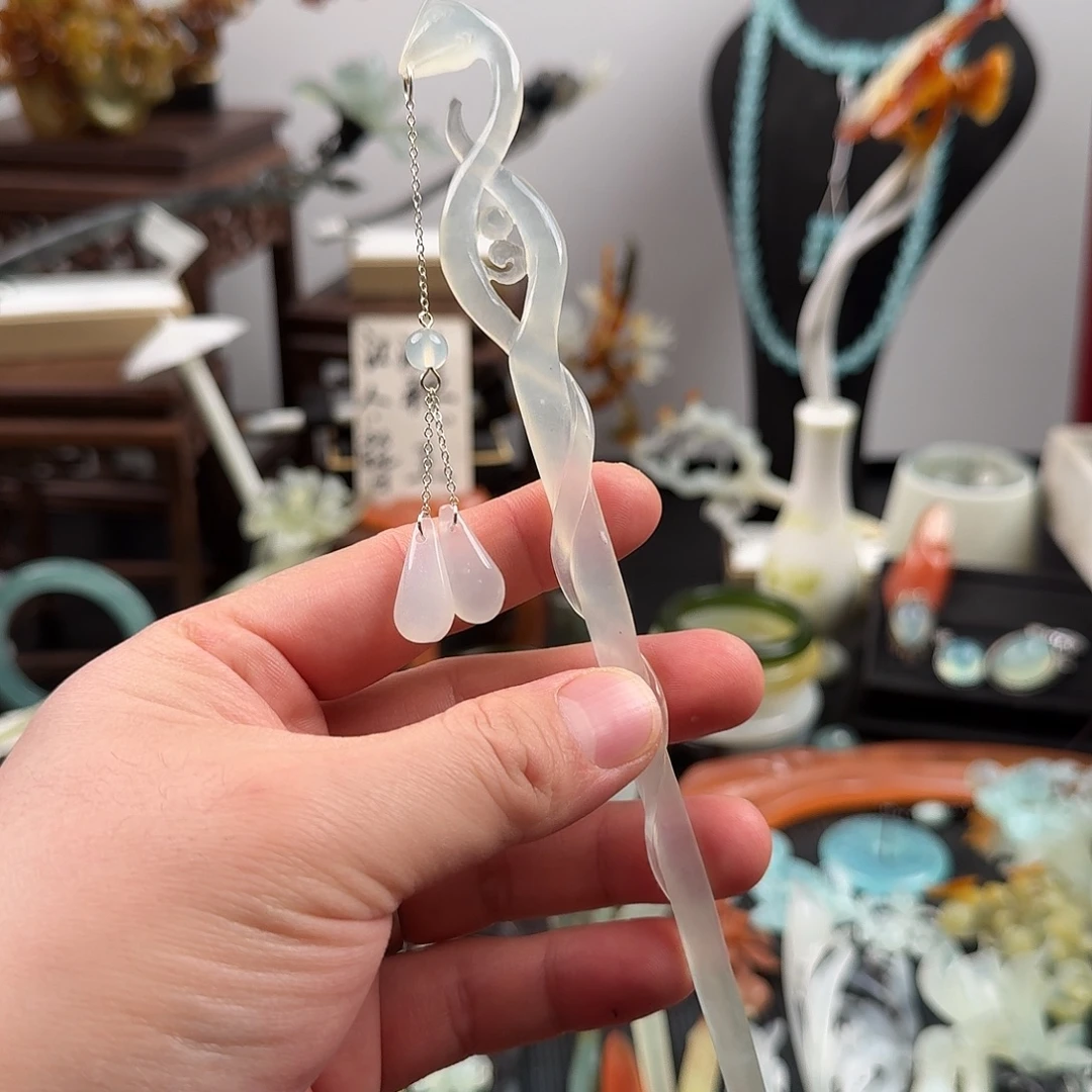 蛇纹石玉未镶嵌发饰