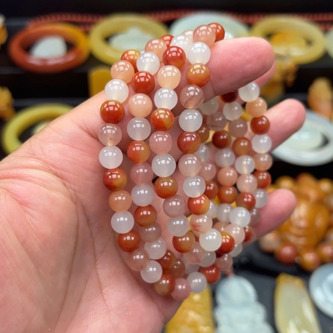 石英质玉（黄龙玉）未镶嵌颈饰