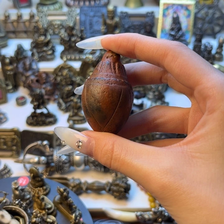 用***4泥塑闪价漏价一件