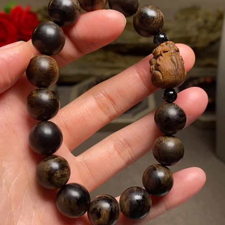 沉香手串越南芽庄帝王紫棋瘤疤1.2+貔貅沉香木雕配饰