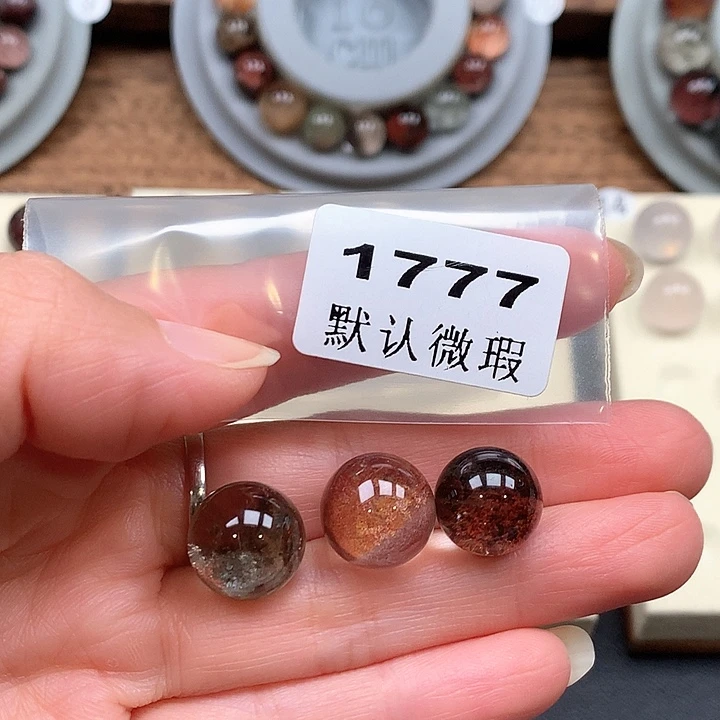 楚***u吊坠(不含链)未镶嵌水晶