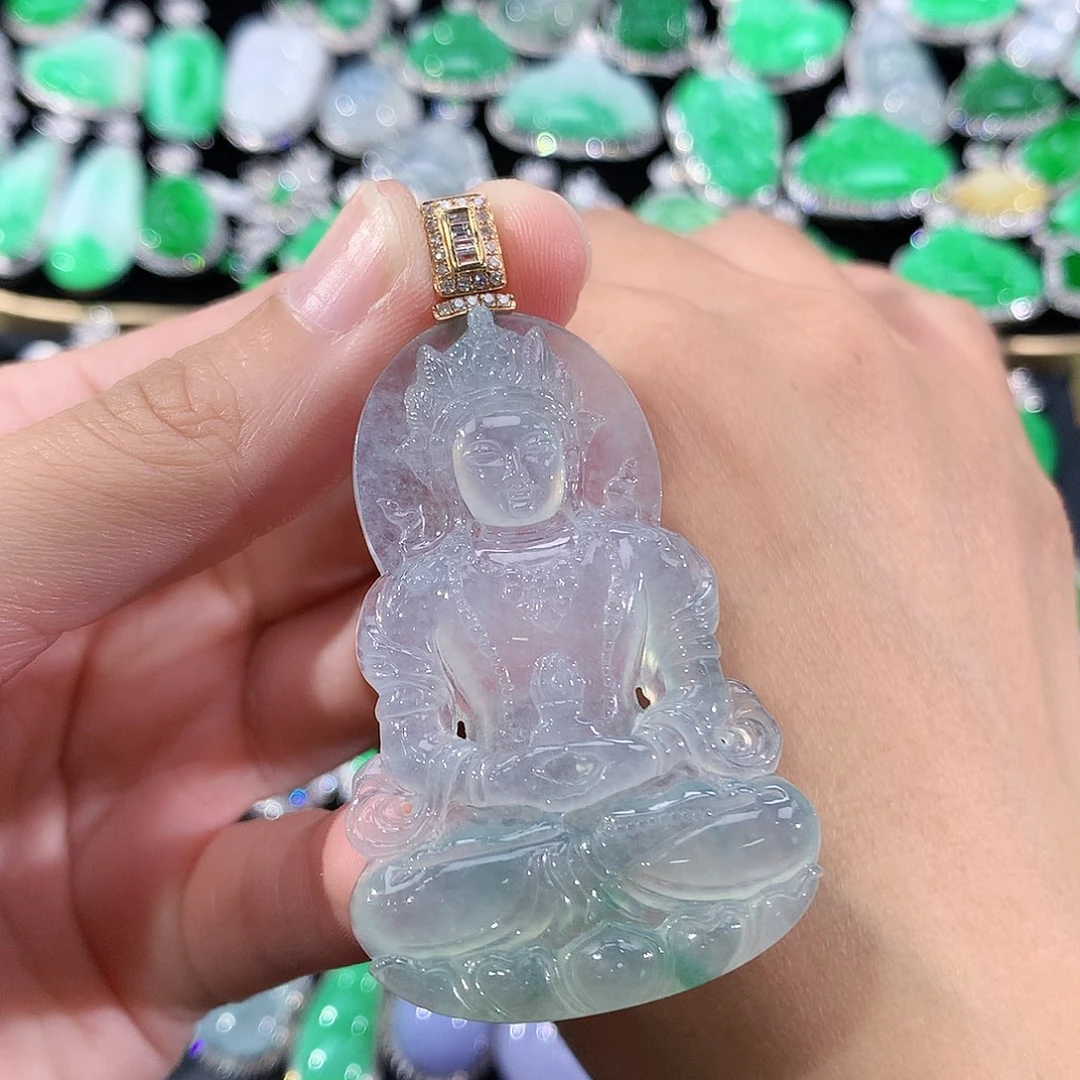翡翠18K金镶嵌颈饰