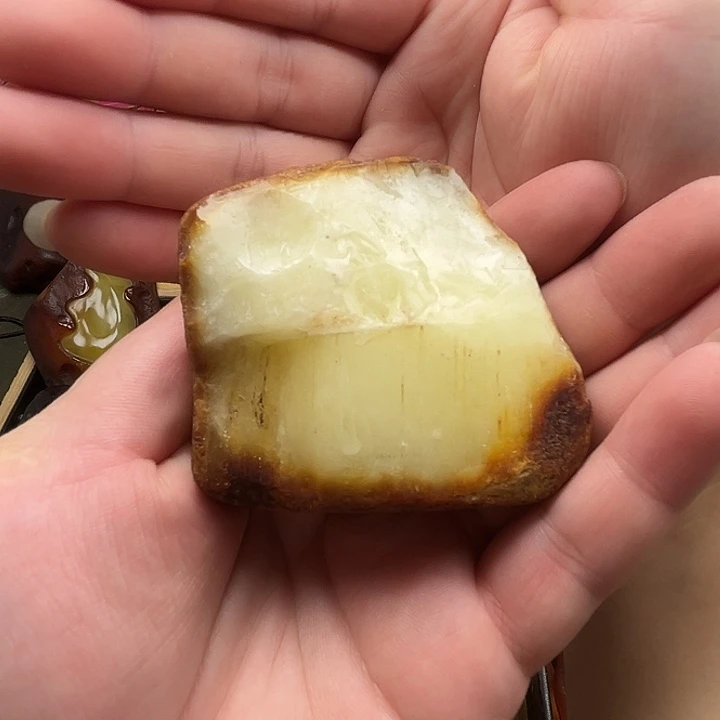 波***够定制琥珀未镶嵌纯天然蜜蜡吊坠