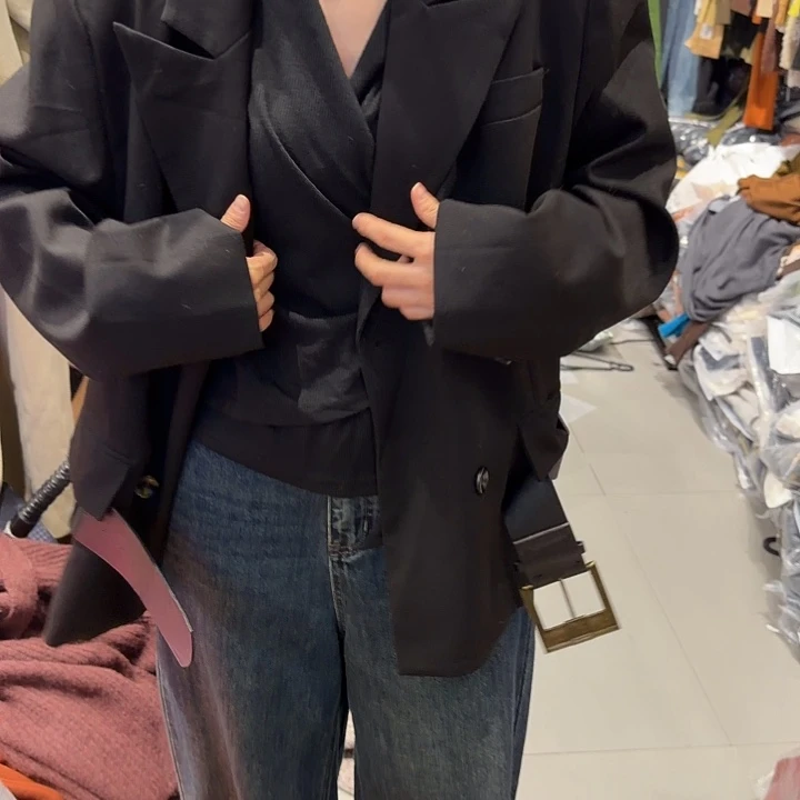 外套黑色不退不换