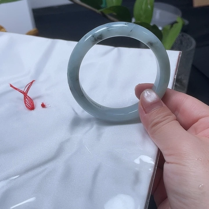 未镶嵌手镯翡翠正圈