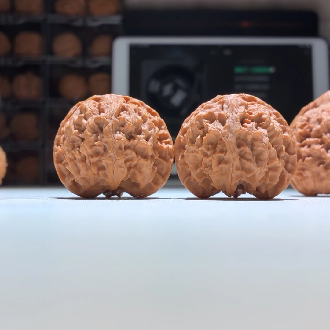 桃***夭文玩核桃把件苹果园41