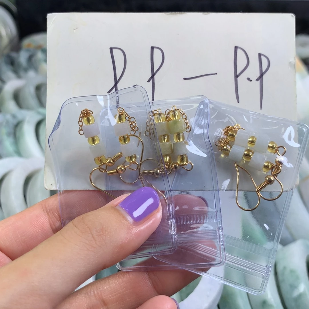 翡翠未镶嵌耳饰多样性发一件