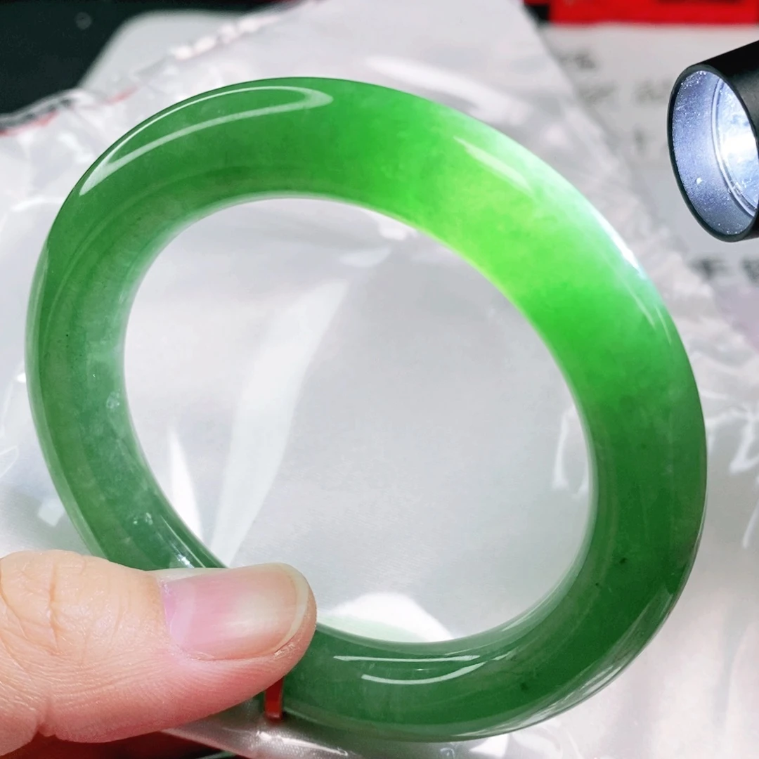 未镶嵌手镯翡翠53.8圈口圆条毕业