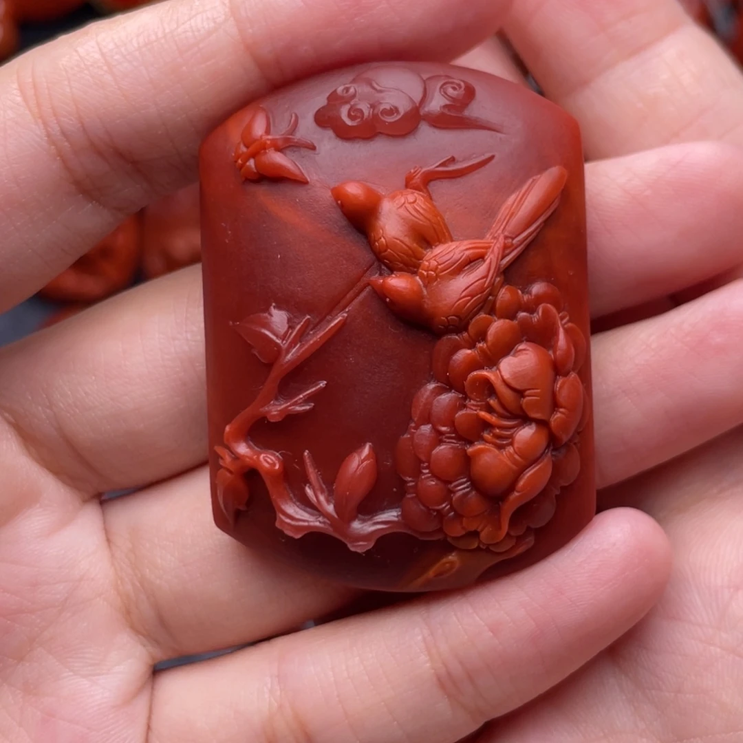 南红玛瑙未镶嵌珠宝奇石喜上眉梢吊坠