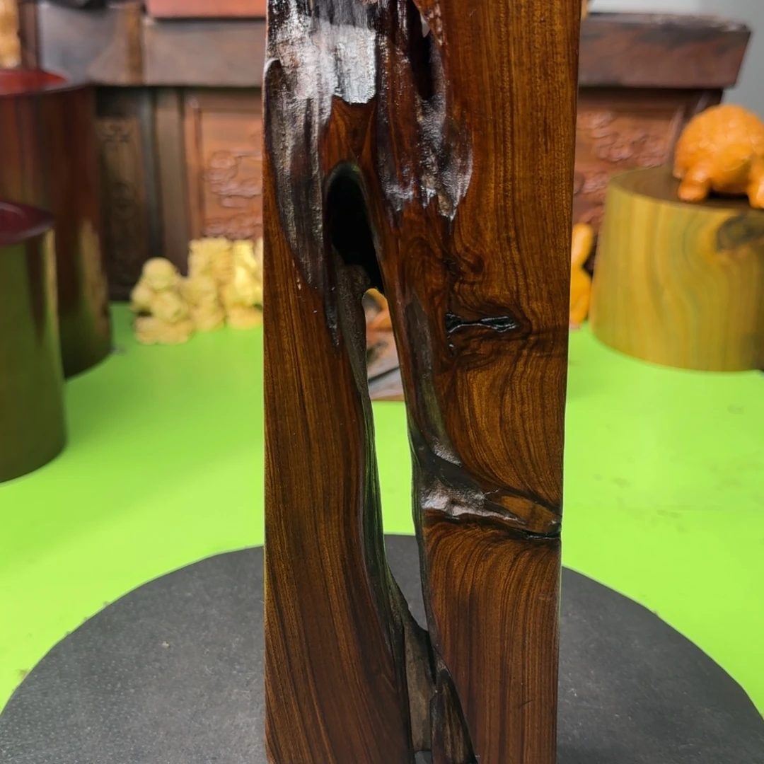 日***湖大果紫檀（缅甸花梨）