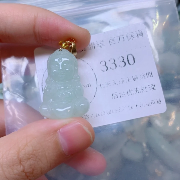 吊坠(不含链)未镶嵌翡翠