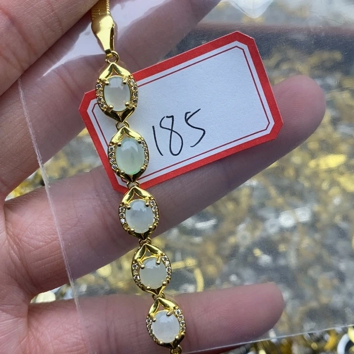 翡翠未镶嵌戒指185