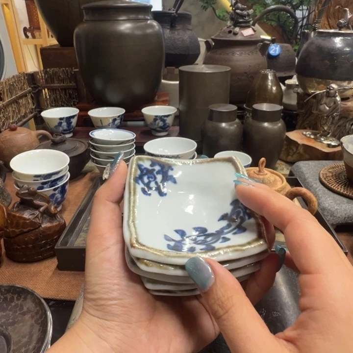 茶杯里的水是真的很好闻