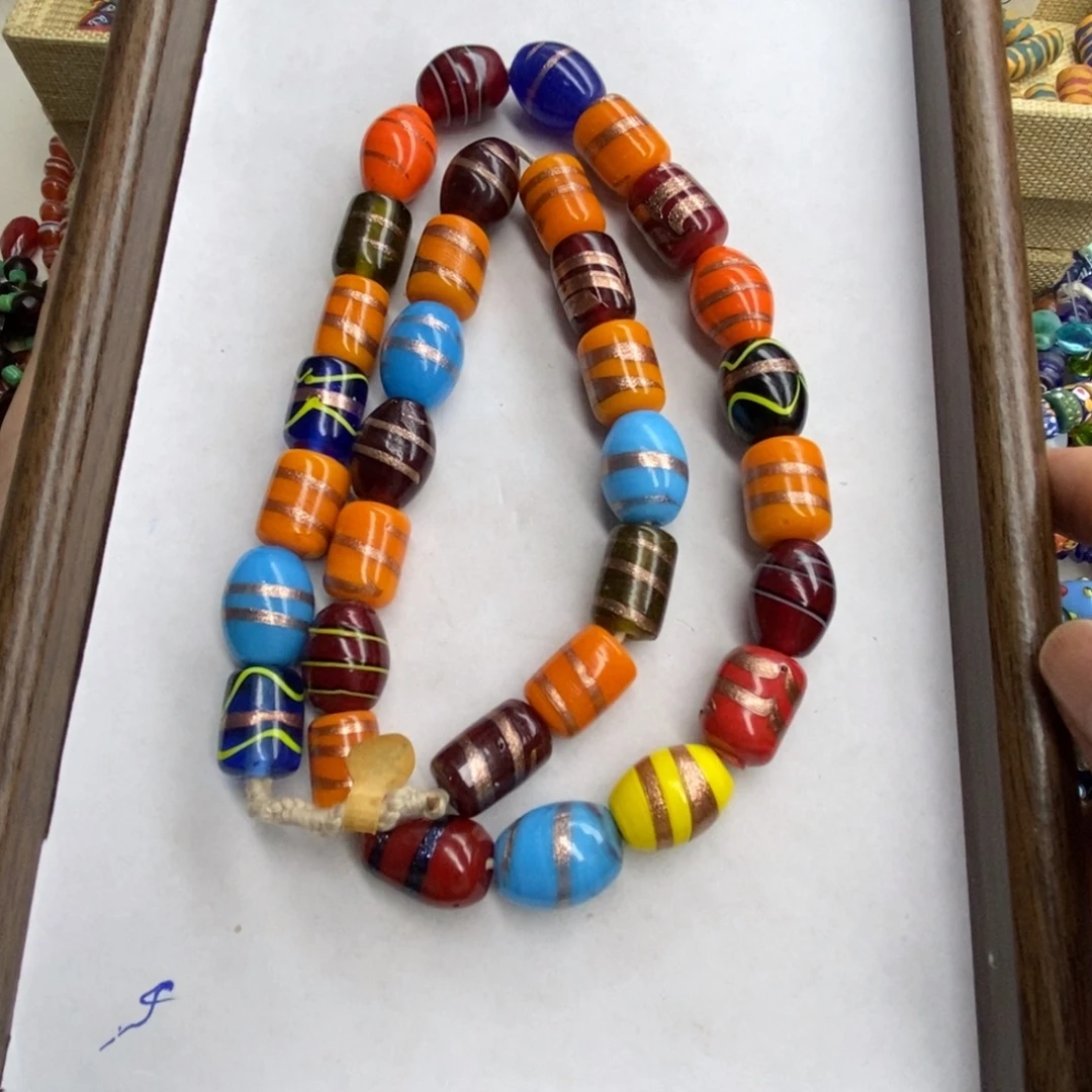 颈饰琉璃尼泊尔多宝 087