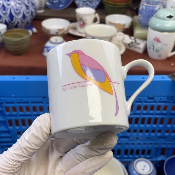 他家瓷器真美…开播了