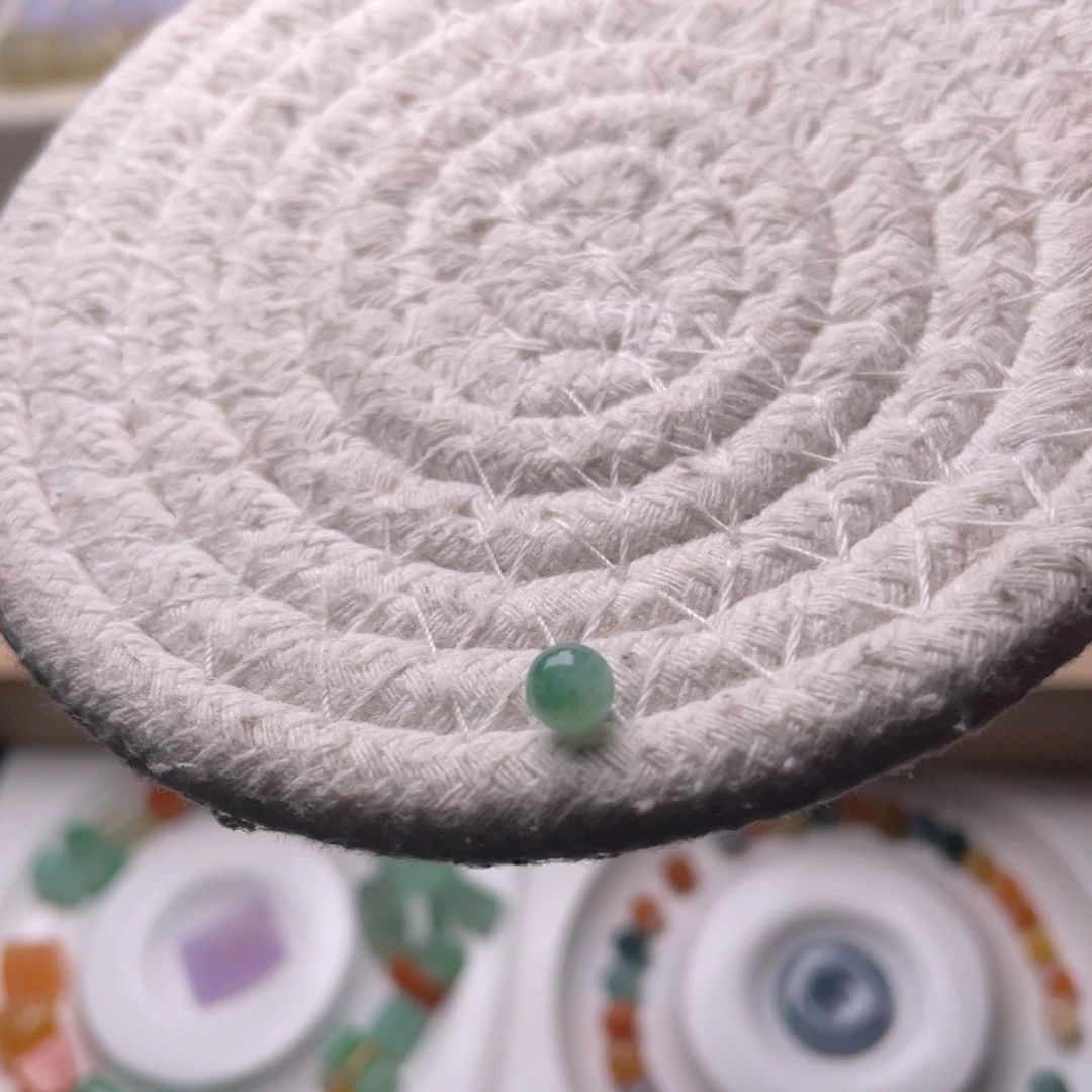 未镶嵌手链翡翠卡5.2绿珠