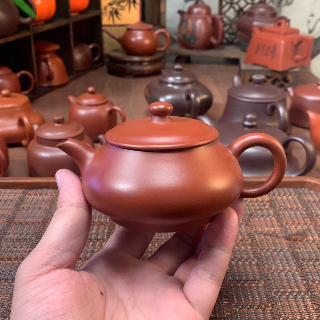 紫砂茶壶160cc。