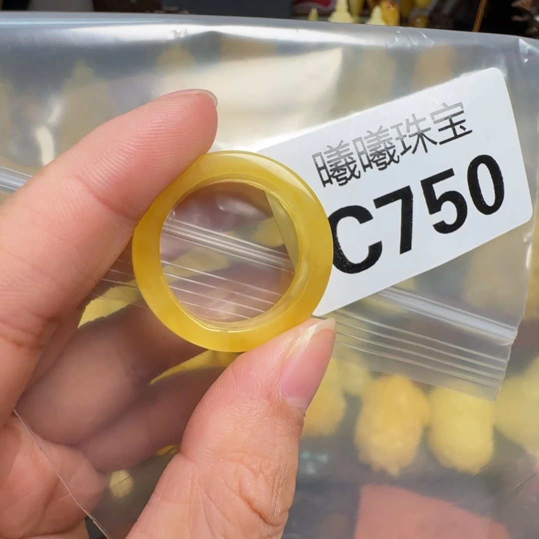 蜜蜡未镶嵌珠宝奇石22