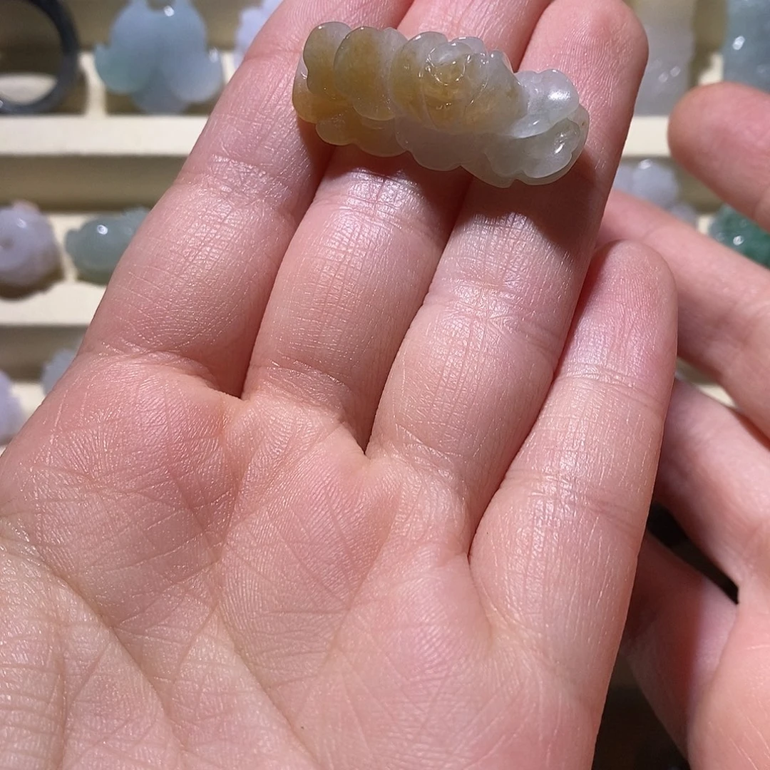 星***、翡翠散珠未镶嵌翡翠