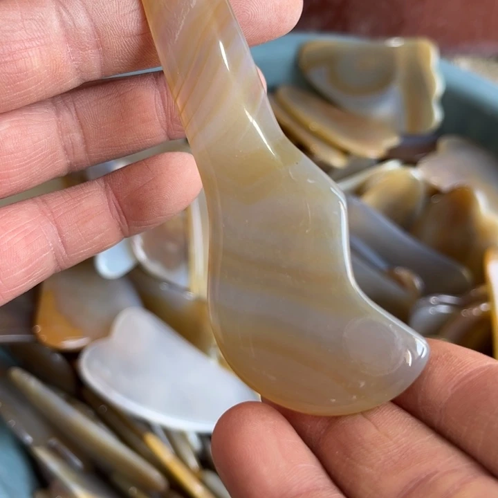 玛瑙/玉髓未镶嵌珠宝奇石