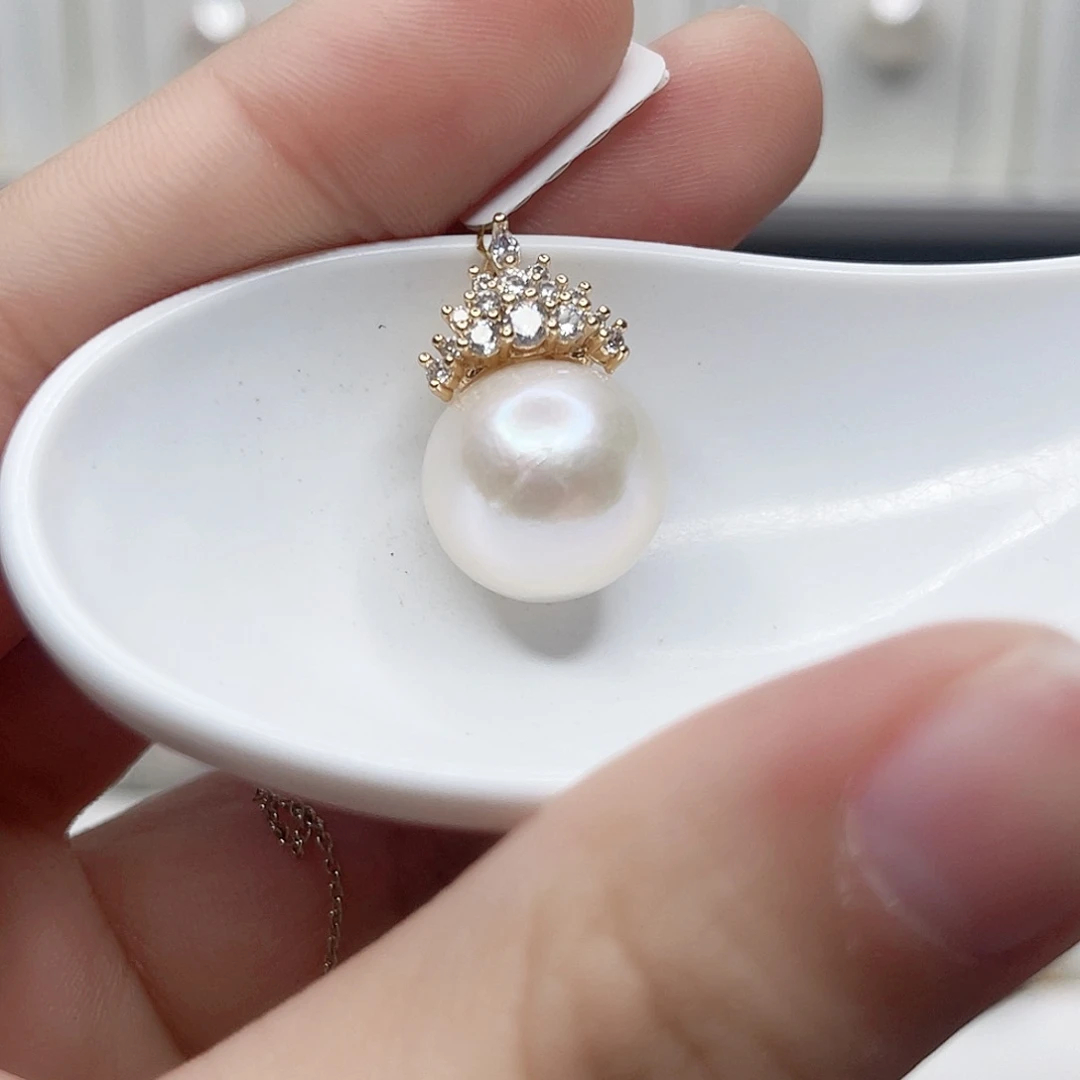 淡水珍珠吊坠(赠链)未镶嵌