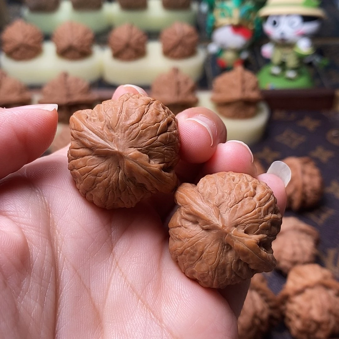 文玩核桃吊坠全品乾隆磨31尺